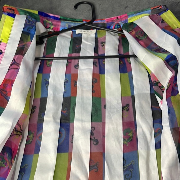 Ladies top! - Picture 8 of 11